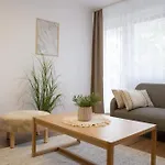 Deluxhome Apartment