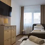 Deluxhome Apartment *