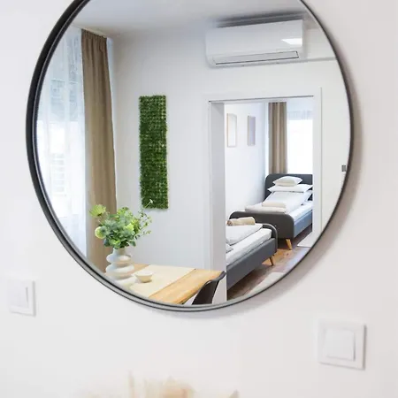 Deluxhome