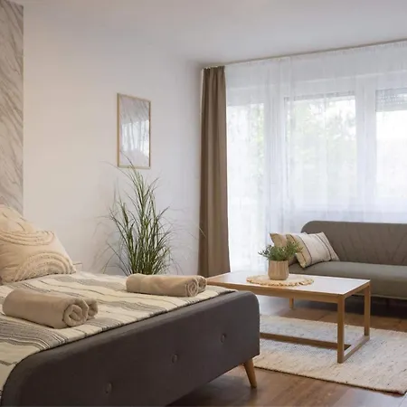 Deluxhome Sarospatak