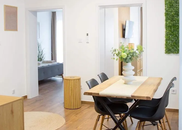 Lägenhet Deluxhome Sárospatak
